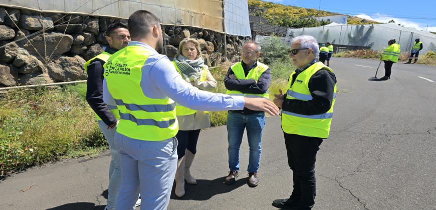 El Cabildo inicia las obras de mejora de dos carreteras clave para el sector primario de Tijarafe