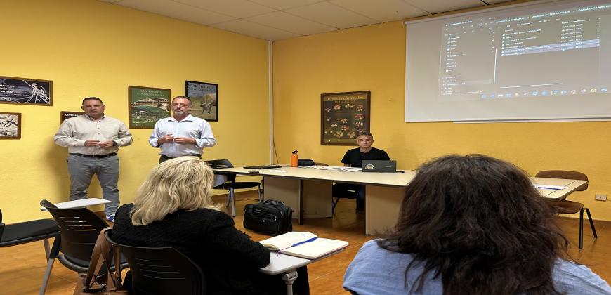 El consejero Alberto Paz en el análisis del sector ganadero