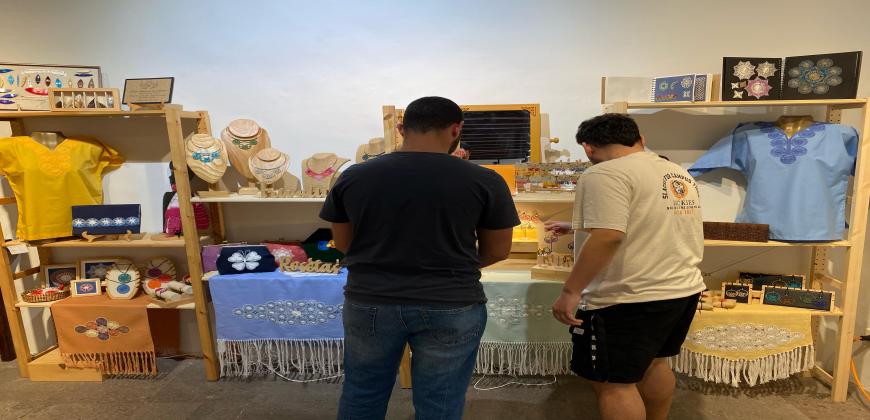 El Cabildo expone el arte y oficio insular en una nueva muestra de artesanía en la Casa Salazar