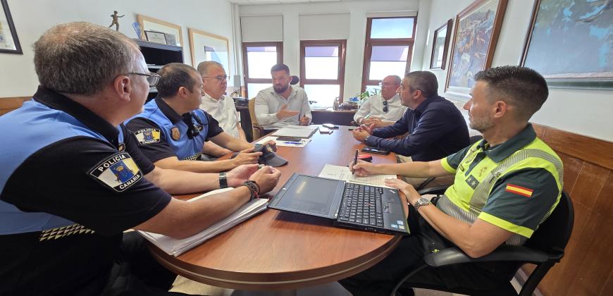 Reunión sobre los cortes de carretera. 