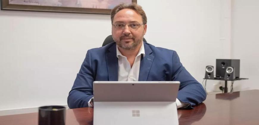 Fernando González Negrín.