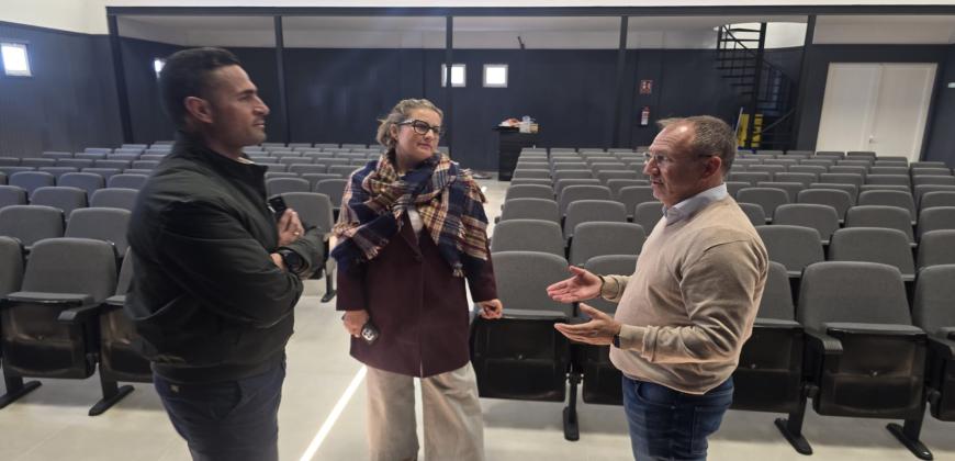 El PIDL del Cabildo moderniza el salón de actos de la Casa de la Cultura José Luis Lorenzo Barreto en Tijarafe